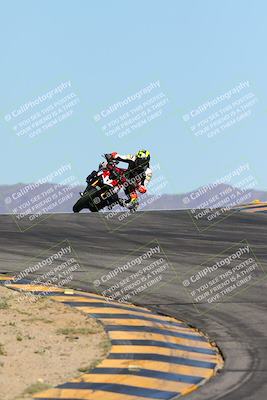 media/Apr-14-2024-SoCal Trackdays (Sun) [[70f97d3d4f]]/4-Turns 9 and 10 (1010am)/